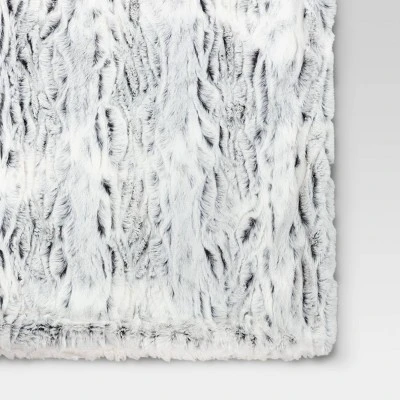 Tipped Snow Leopard Faux Fur Reversible Throw Blanket - Threshold™ 5 Tipped Snow Leopard Faux Fur Reversible Throw Blanket - Threshold™ - Image 3